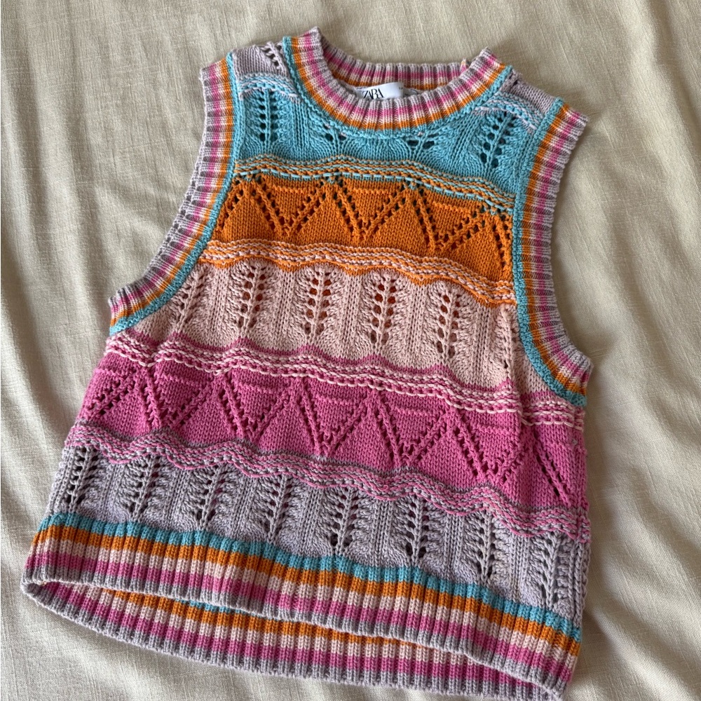 Zara Multicolor Knit Sleeveless Sweater